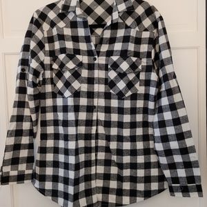 White & black buffalo plaid Flannel